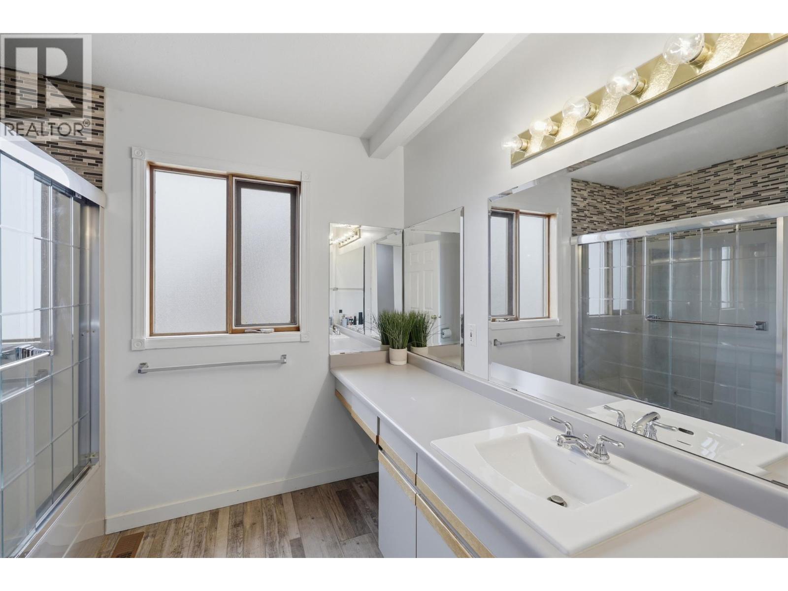 864 Nicolani Drive, Kamloops, British Columbia  V2B 5B3 - Photo 35 - 10397733