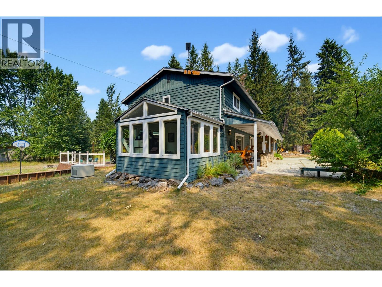 4425 Chase-Falkland Road, Falkland, British Columbia  V0E 1W0 - Photo 43 - 10397638