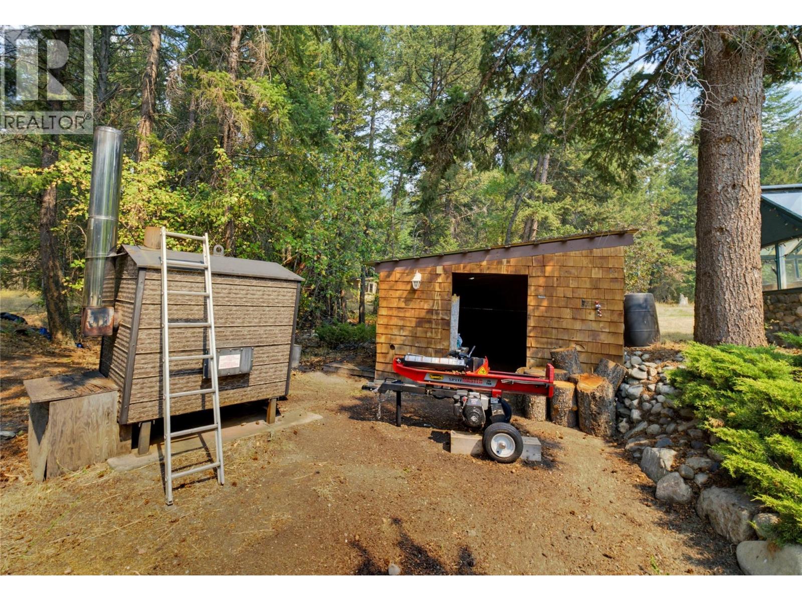 4425 Chase-Falkland Road, Falkland, British Columbia  V0E 1W0 - Photo 87 - 10397638