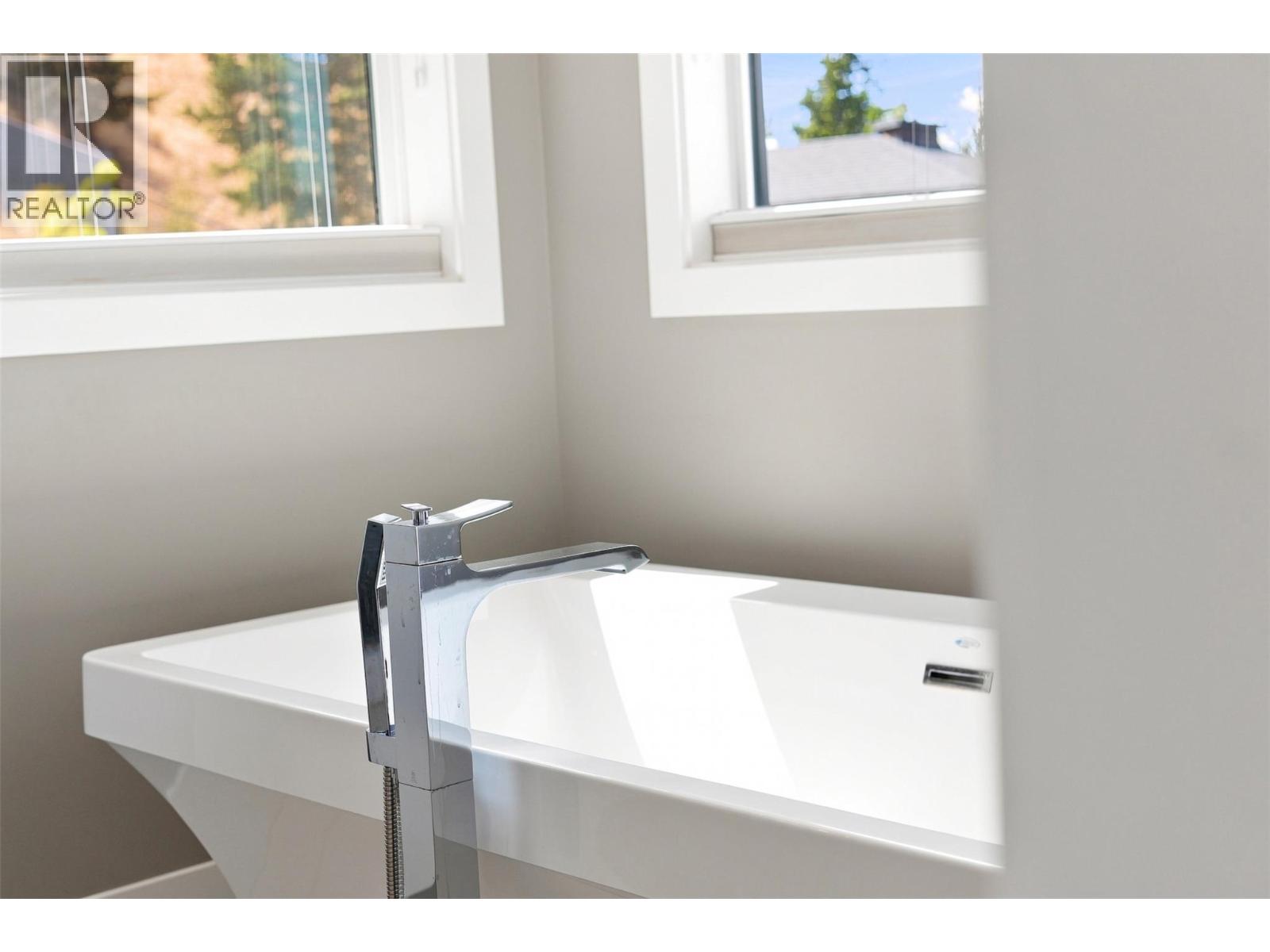 1798 Galore Place, Kamloops, British Columbia  V2E 0A7 - Photo 31 - 10397767