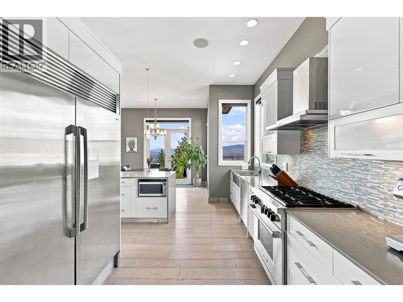 1798 Galore Place, Kamloops, British Columbia  V2E 0A7 - Photo 6 - 10397767