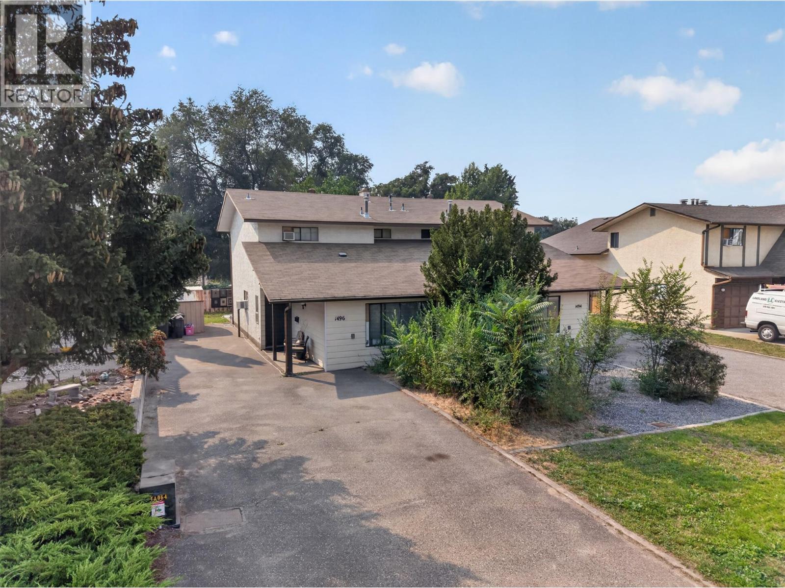 1494/1496 Elm Street, Kelowna, British Columbia  V1Y 3W9 - Photo 3 - 10397379