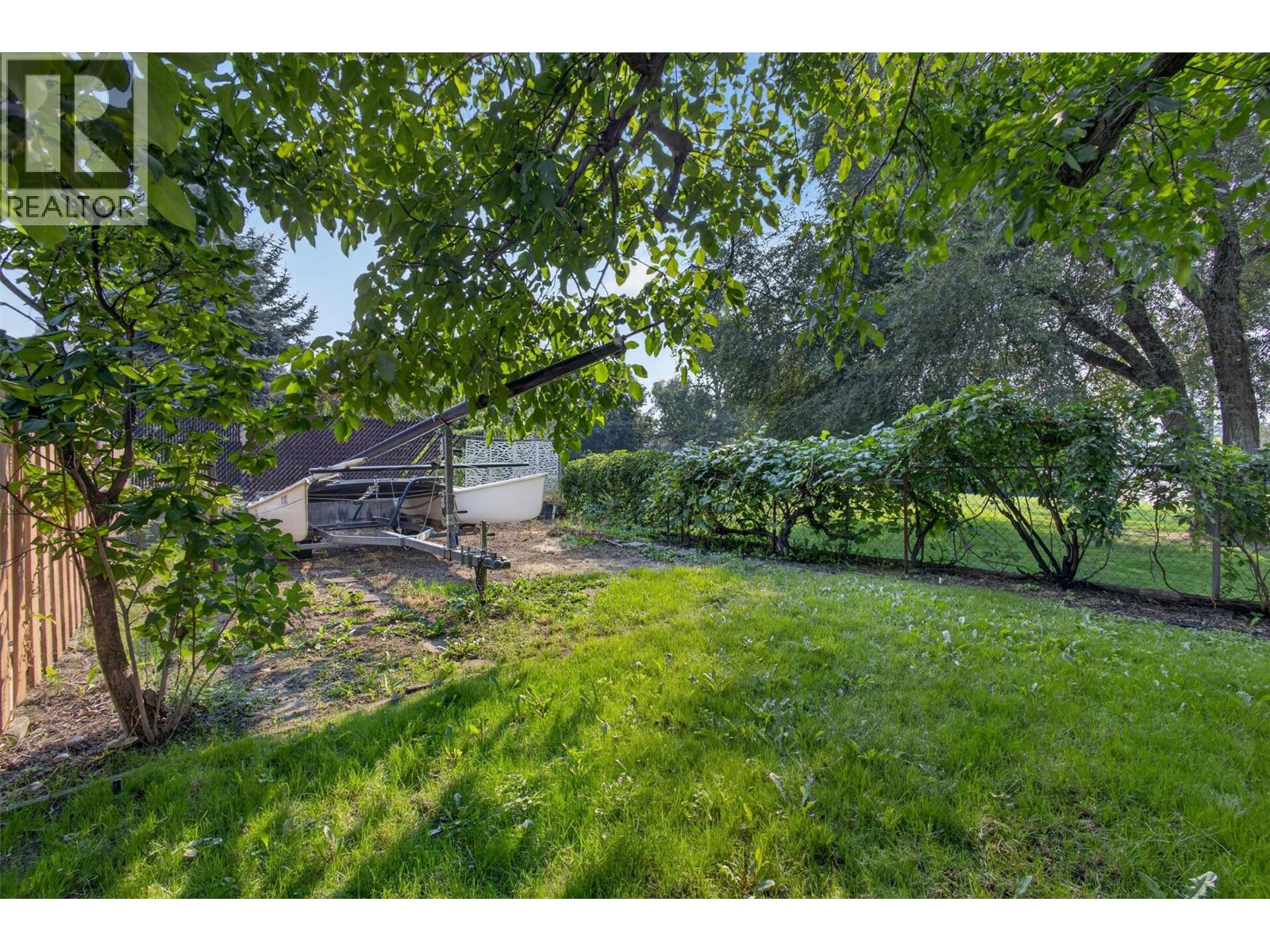 1494/1496 Elm Street, Kelowna, British Columbia  V1Y 3W9 - Photo 36 - 10397379