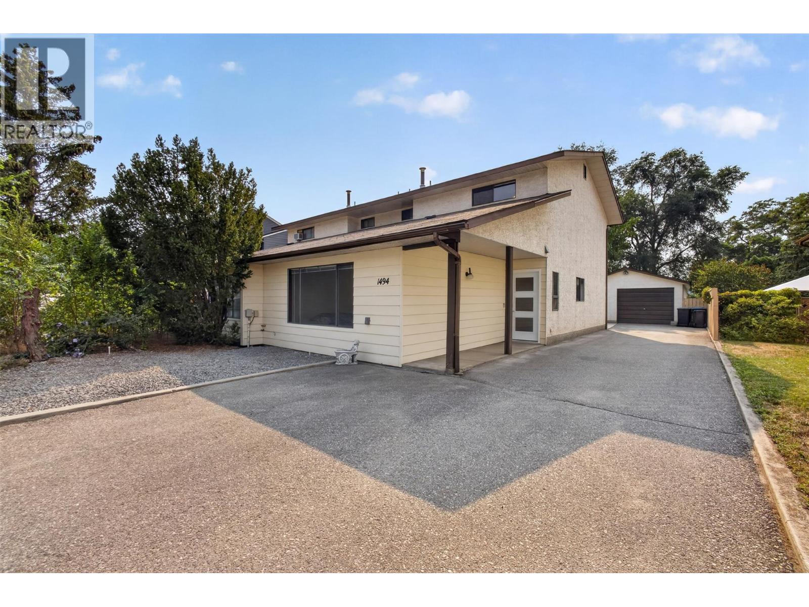 1494/1496 Elm Street, Kelowna, British Columbia  V1Y 3W9 - Photo 6 - 10397379