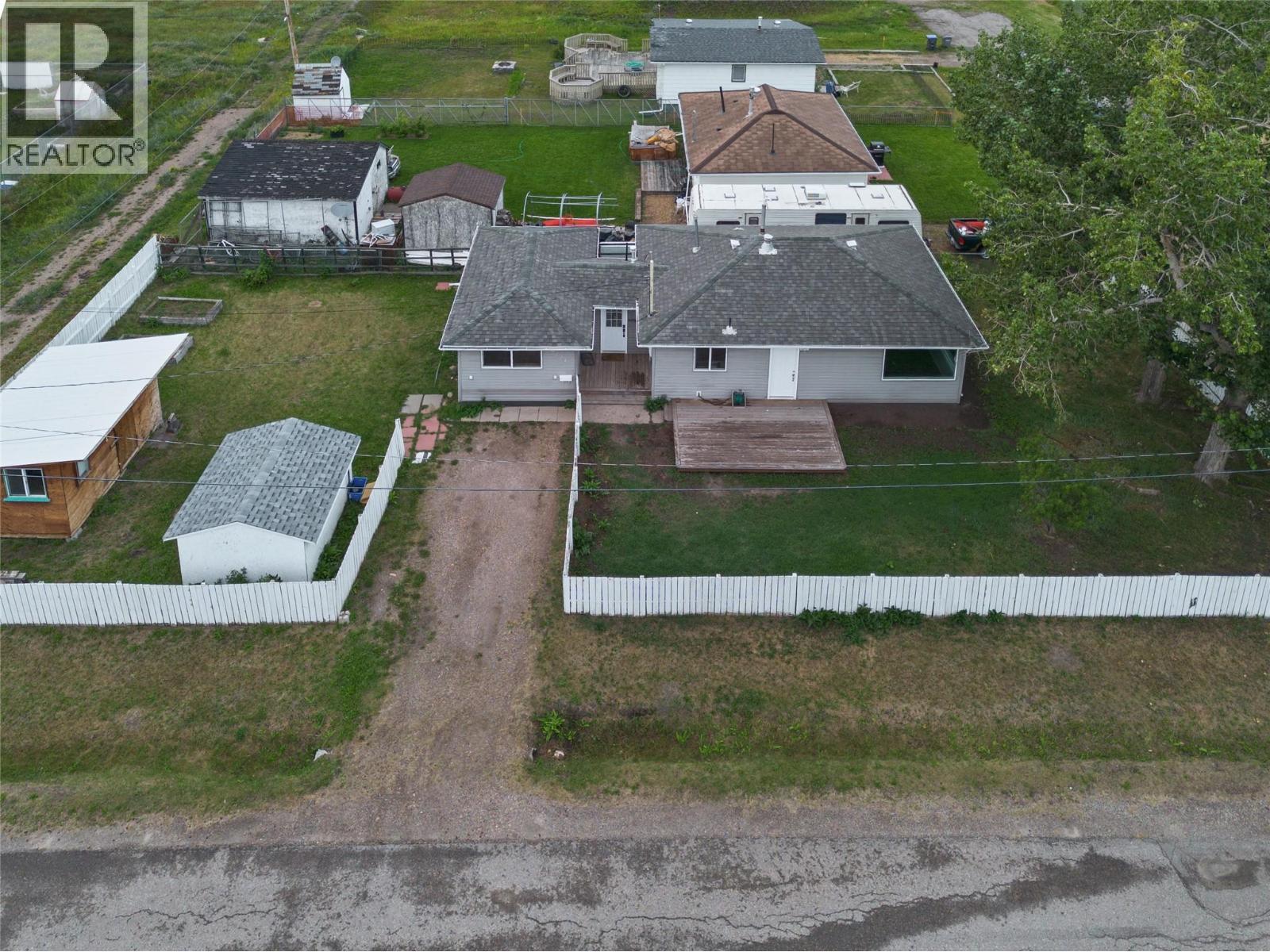 9721 2 Street, Dawson Creek, British Columbia  V1G 3K8 - Photo 35 - 10397783