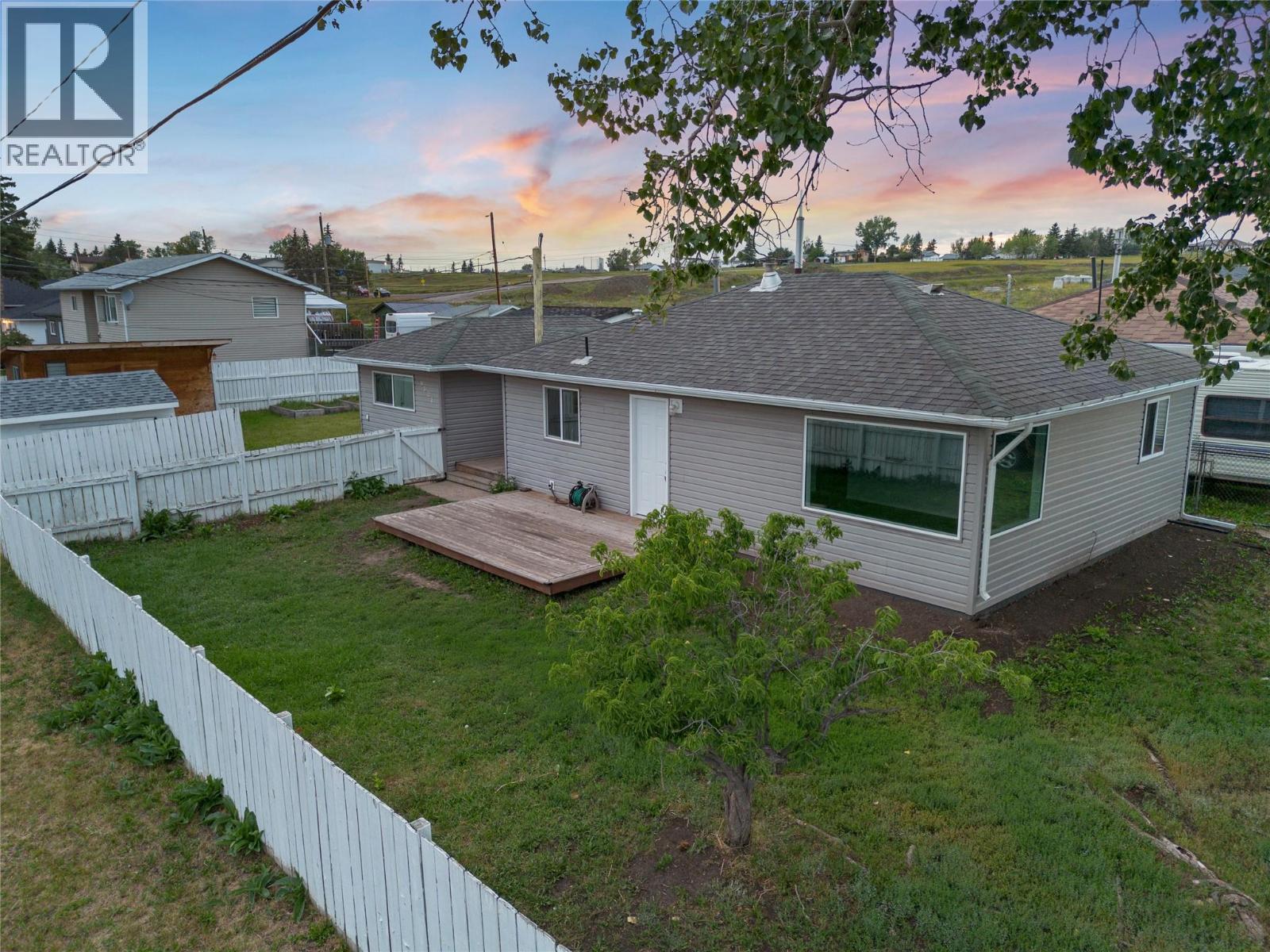 9721 2 Street, Dawson Creek, British Columbia  V1G 3K8 - Photo 36 - 10397783