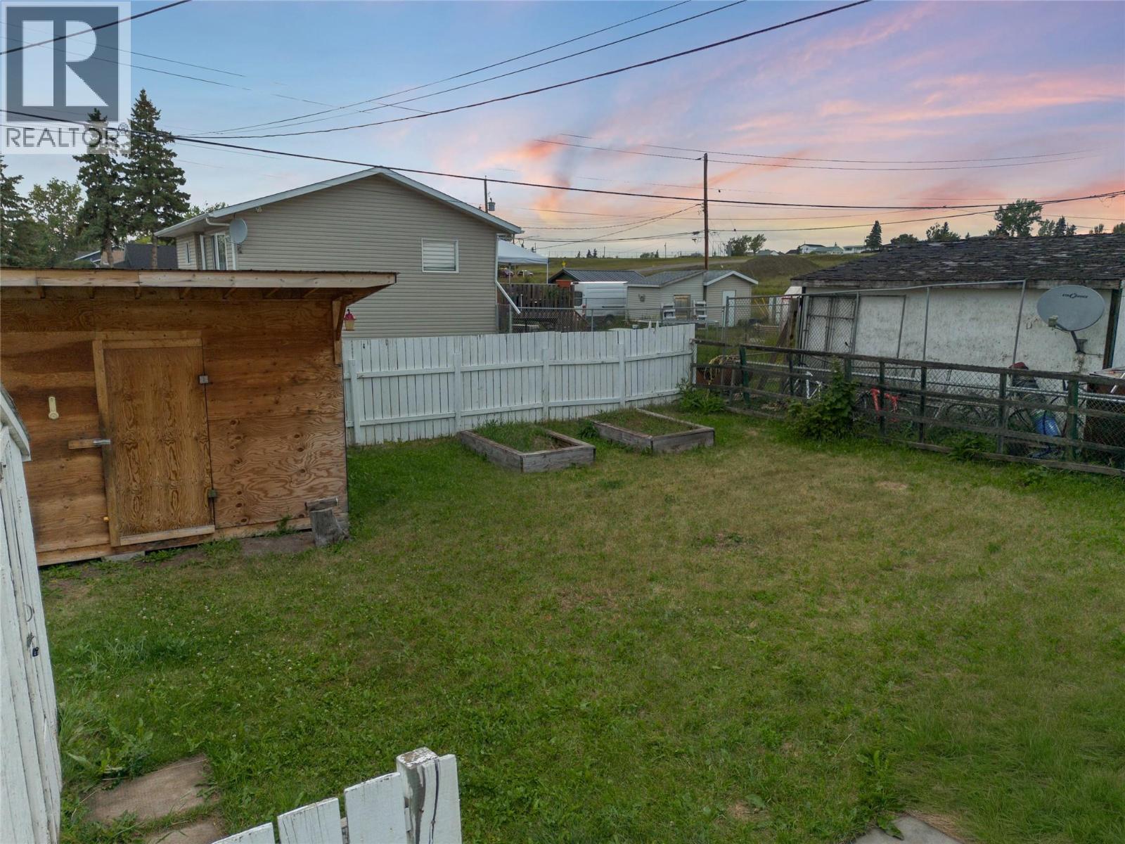 9721 2 Street, Dawson Creek, British Columbia  V1G 3K8 - Photo 40 - 10397783