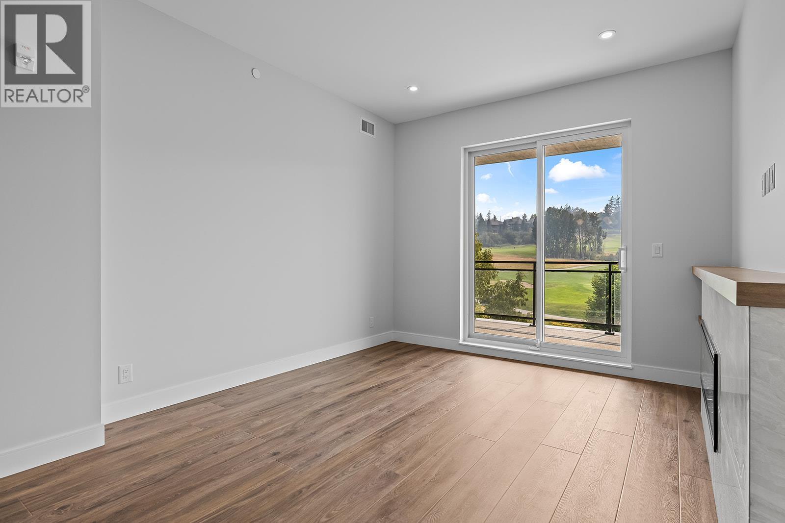75 Predator Ridge Drive Unit# 307, Vernon, British Columbia  V1H 1G4 - Photo 15 - 10397010