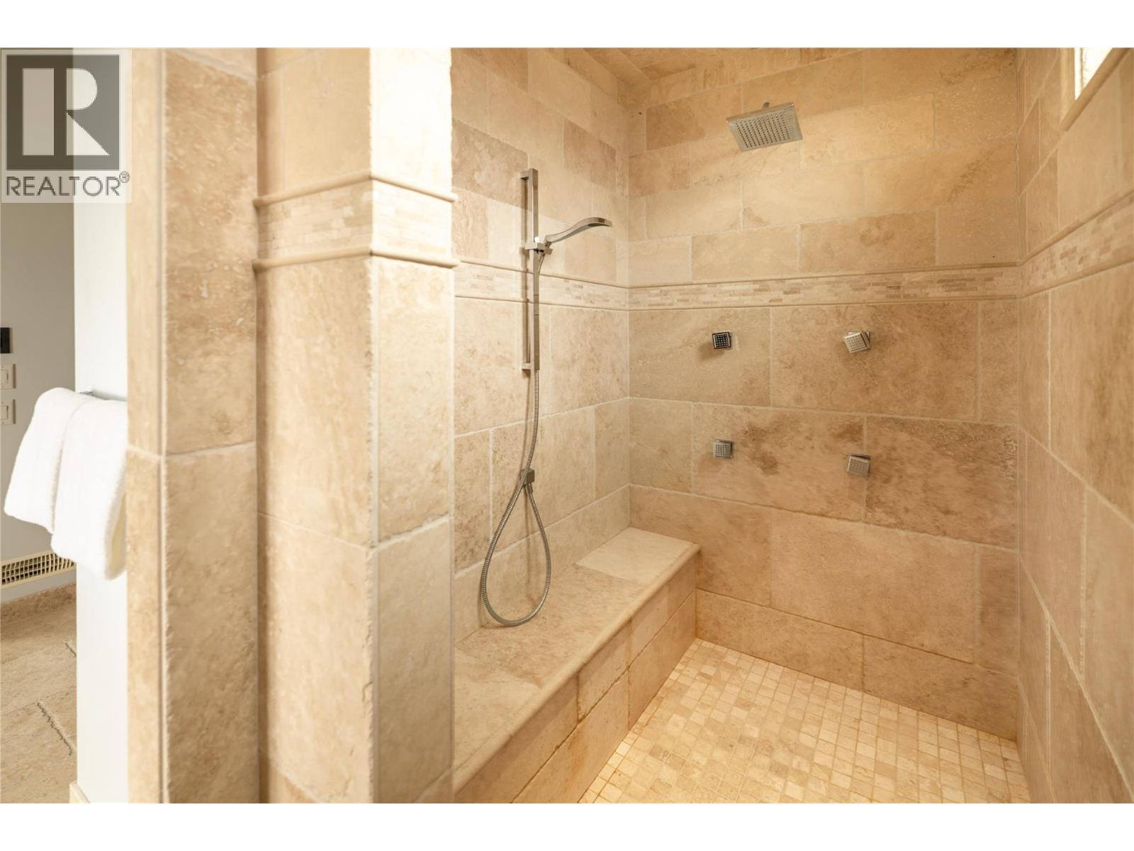 954 Hewetson Avenue, Kelowna, British Columbia  V1W 5H8 - Photo 35 - 10397512
