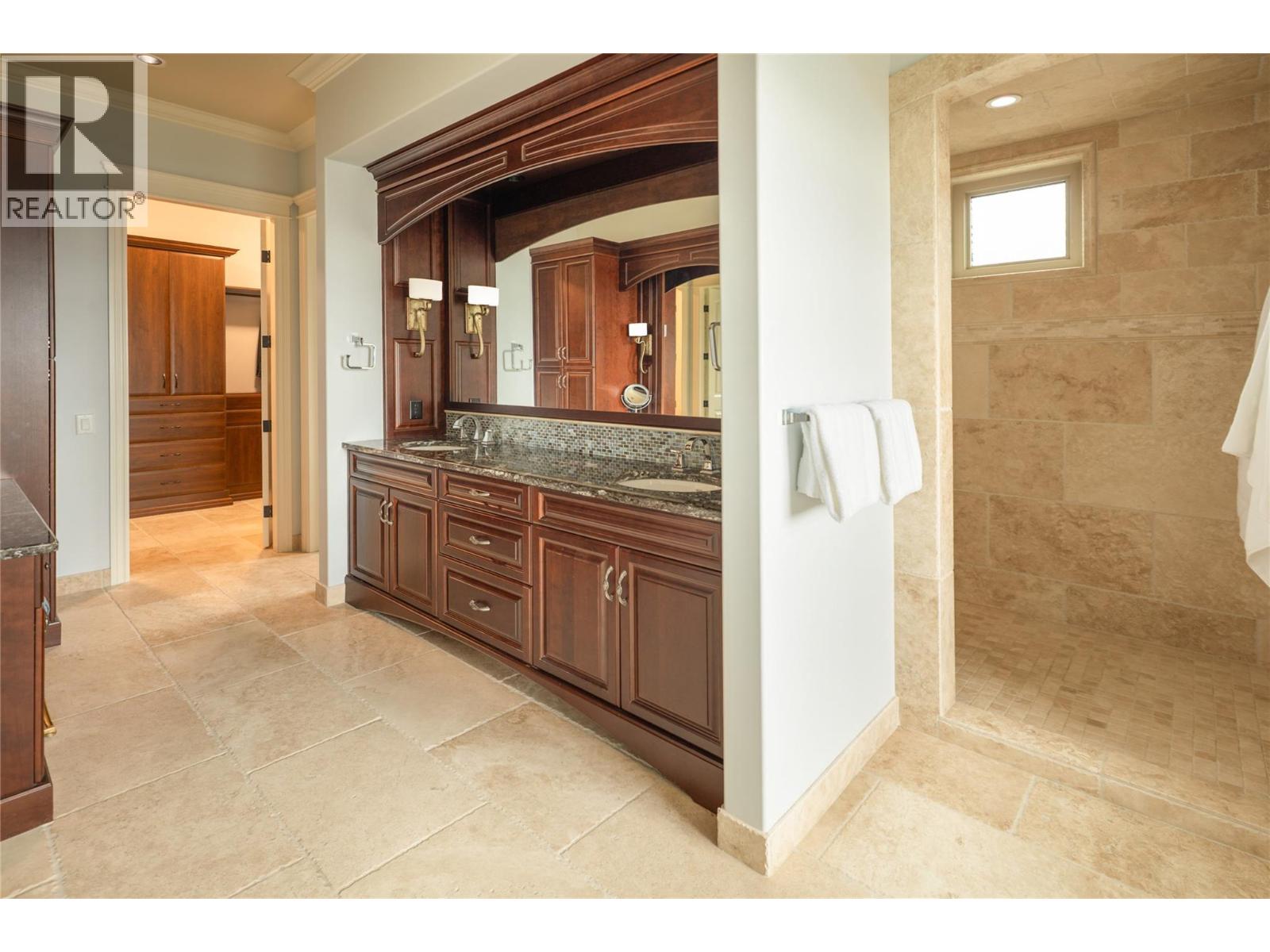 954 Hewetson Avenue, Kelowna, British Columbia  V1W 5H8 - Photo 36 - 10397512