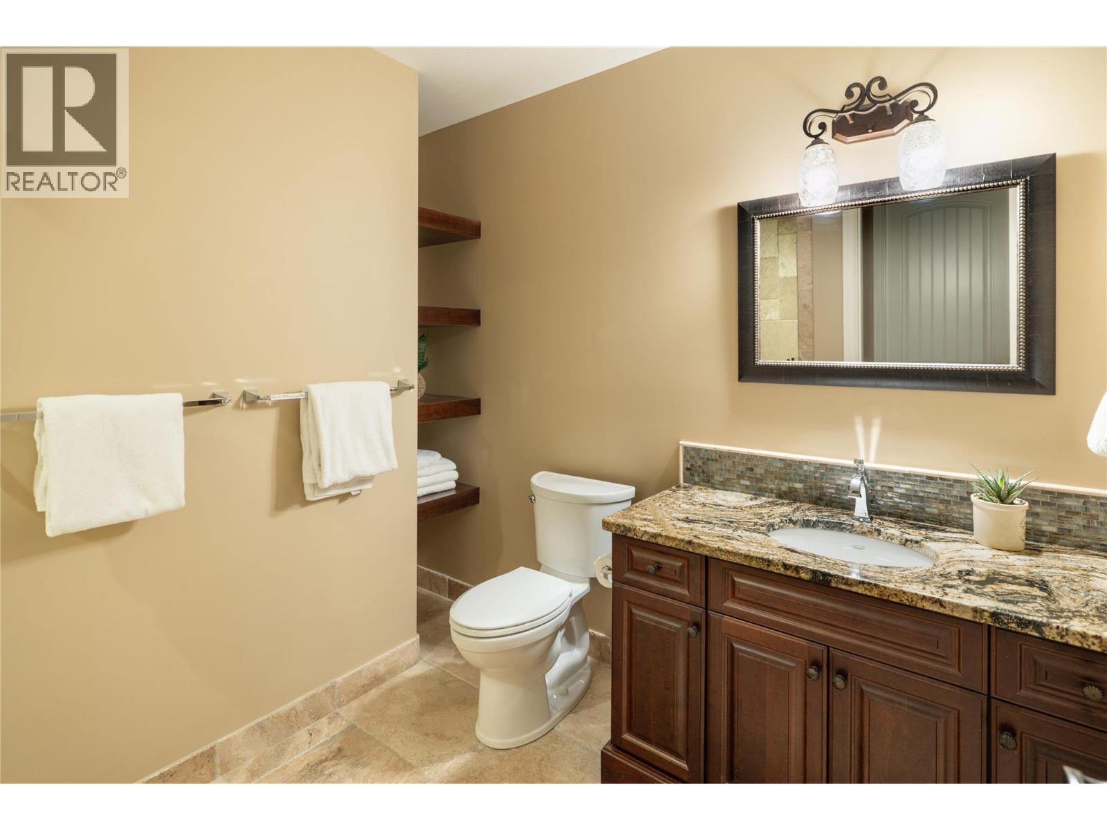 954 Hewetson Avenue, Kelowna, British Columbia  V1W 5H8 - Photo 69 - 10397512
