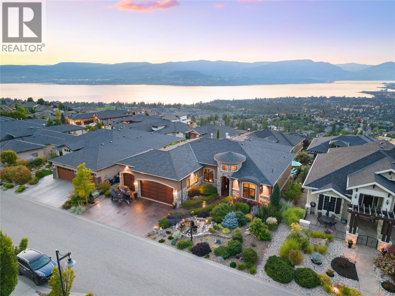 954 Hewetson Avenue, Kelowna, British Columbia  V1W 5H8 - Photo 83 - 10397512