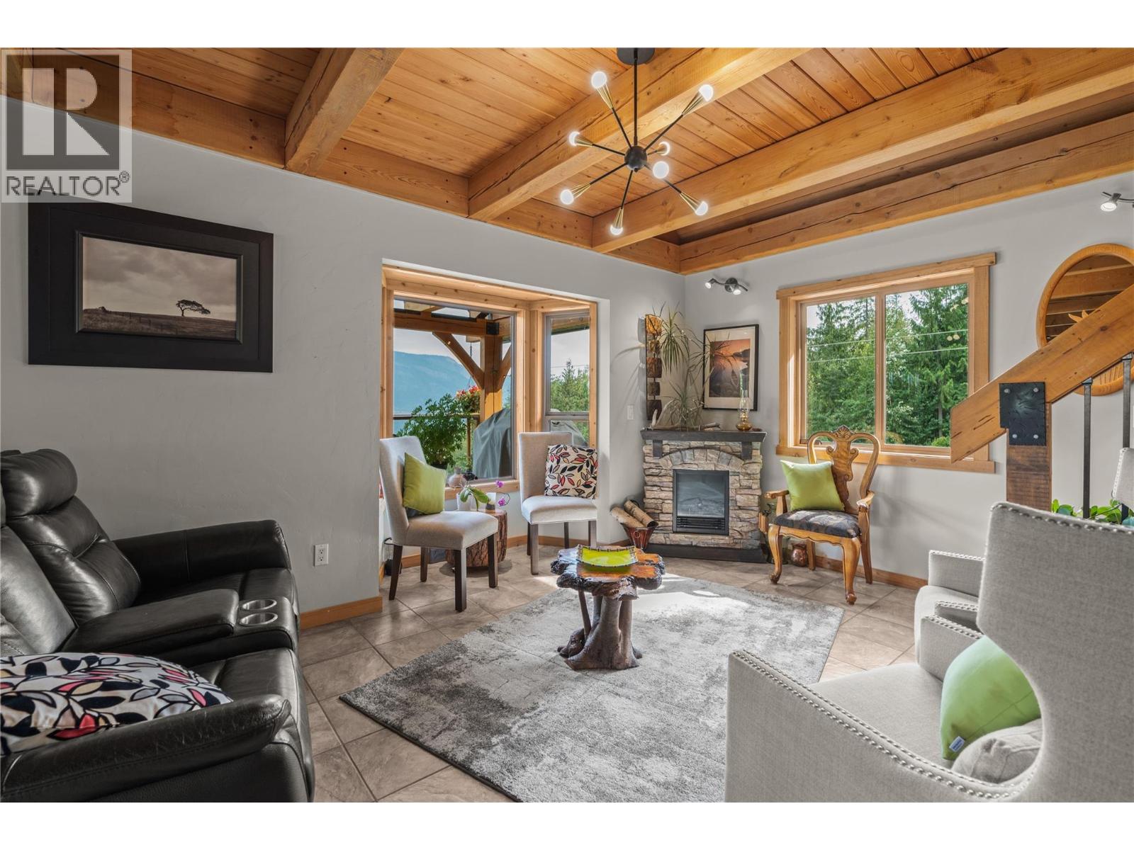 310 Grandview Bench Road, Grindrod, British Columbia  V0E 1Y0 - Photo 10 - 10397780