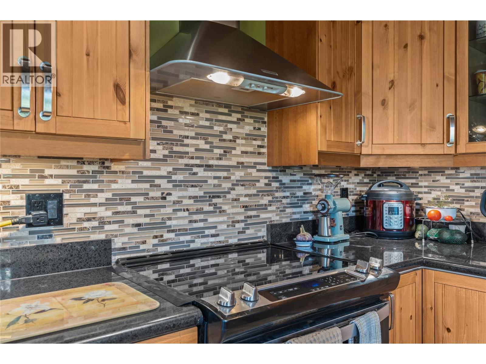 310 Grandview Bench Road, Grindrod, British Columbia  V0E 1Y0 - Photo 17 - 10397780
