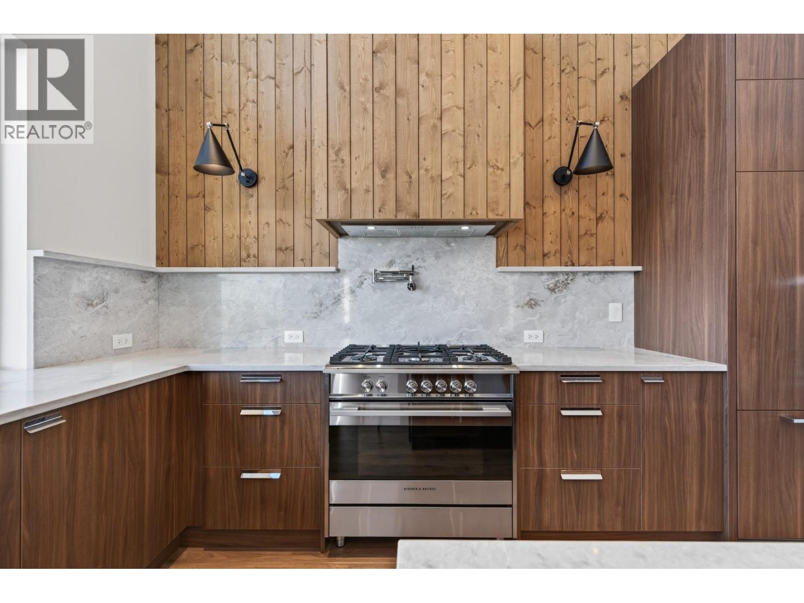 2257 Coldwater Drive, Kamloops, British Columbia  V2E 0E6 - Photo 10 - 10397746