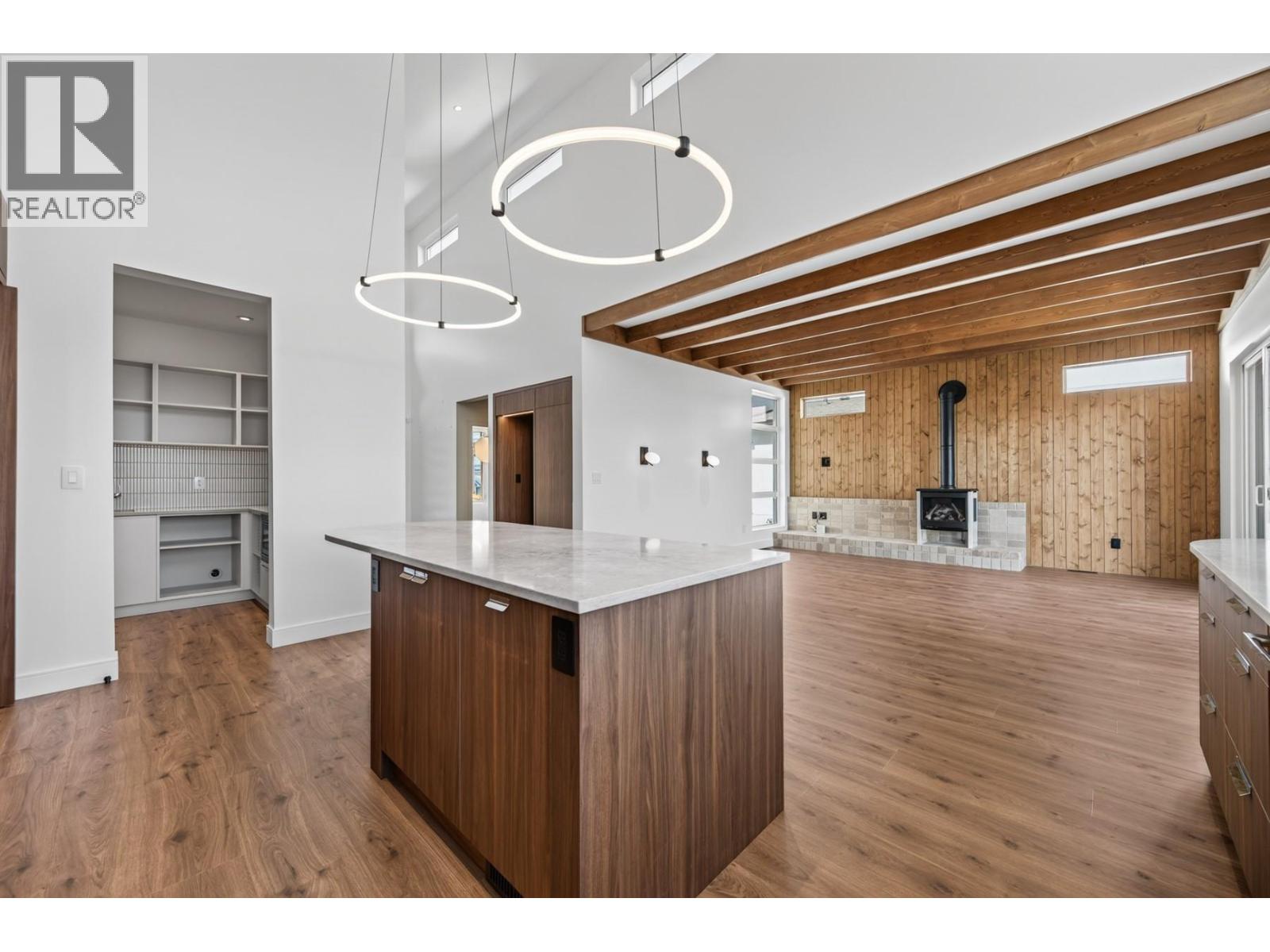 2257 Coldwater Drive, Kamloops, British Columbia  V2E 0E6 - Photo 11 - 10397746