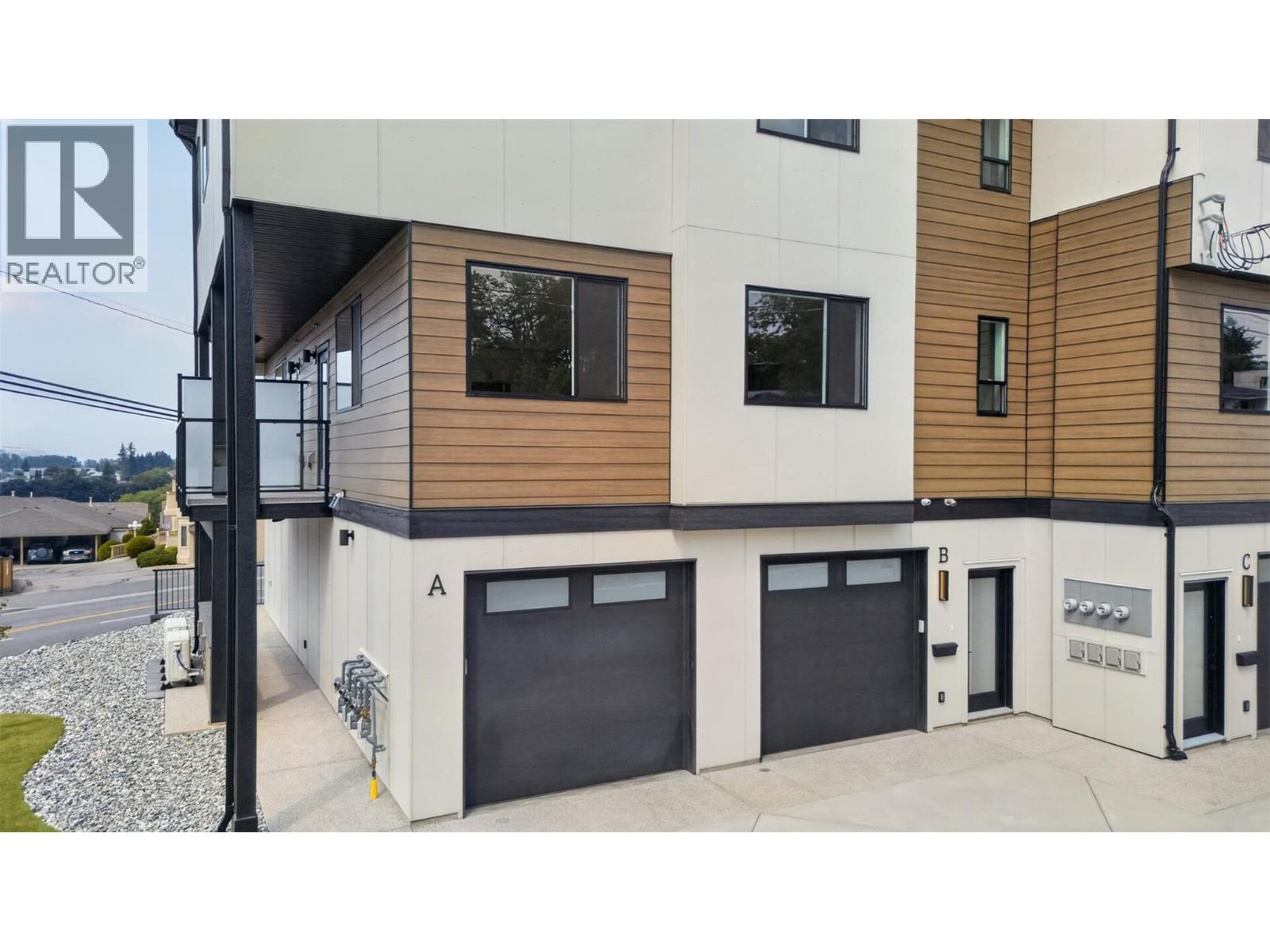 2009 39 Avenue Unit# 4, Vernon, British Columbia  V1T 8E5 - Photo 44 - 10397564