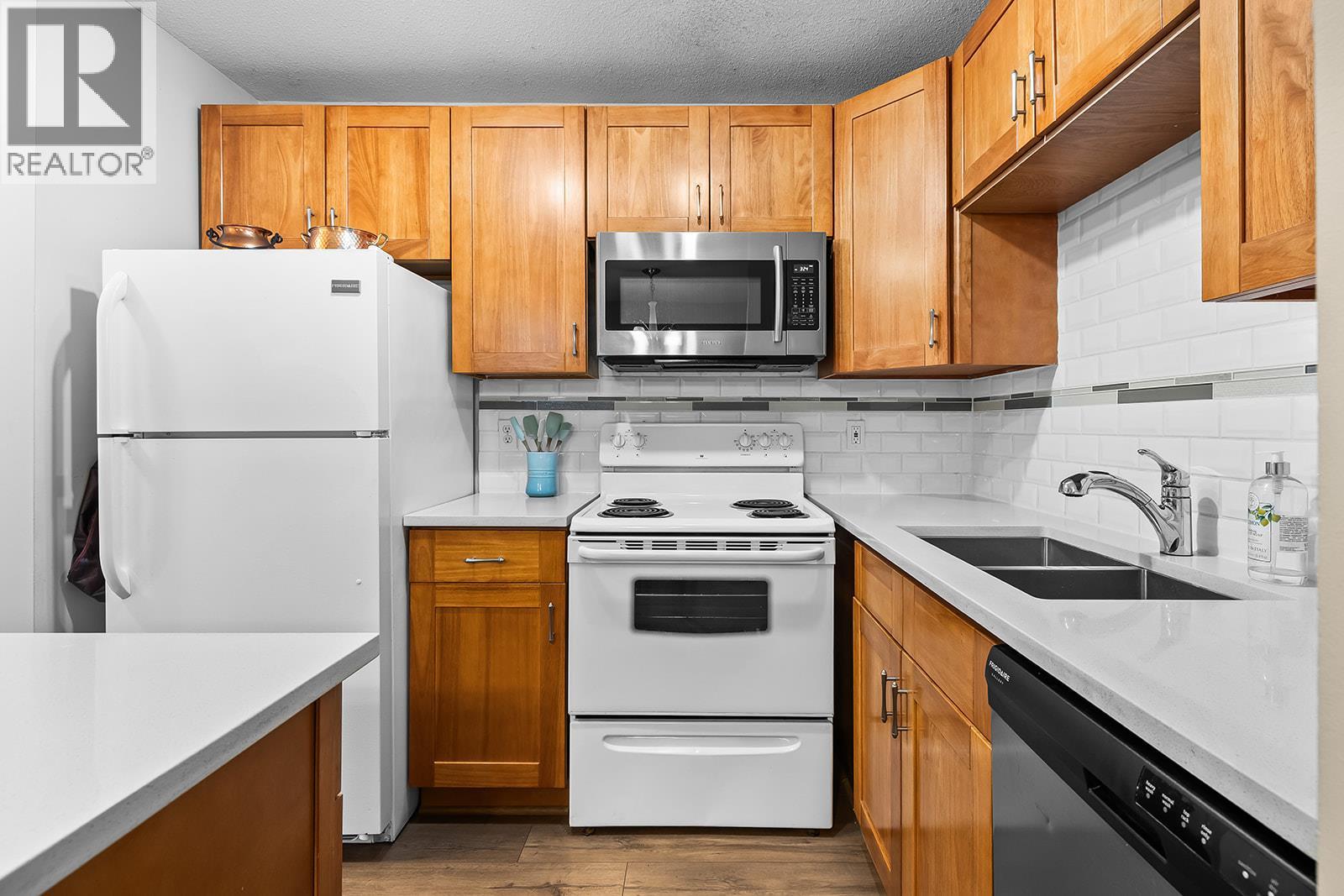 735 Cook Road Unit# 104b, Kelowna, British Columbia  V1W 3G6 - Photo 15 - 10397786