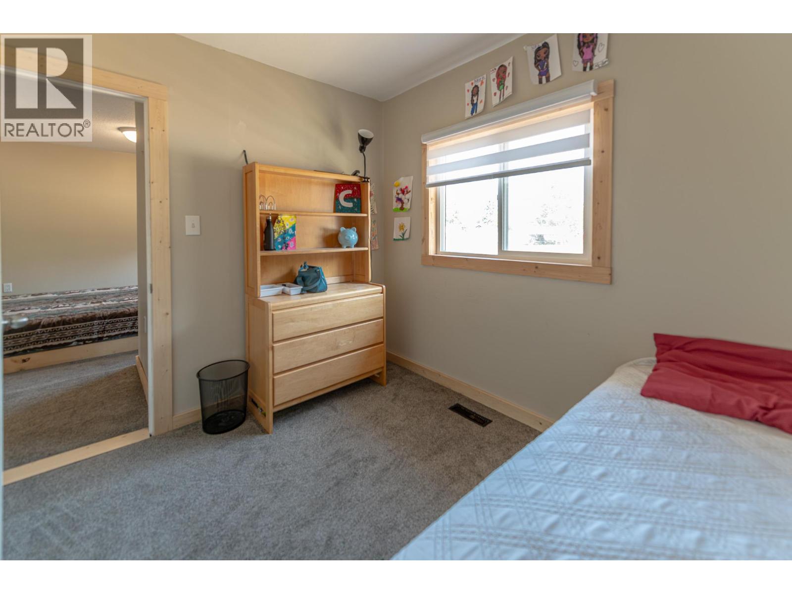 8909 Grainger Road, Canal Flats, British Columbia  V0B 1B0 - Photo 22 - 10397280