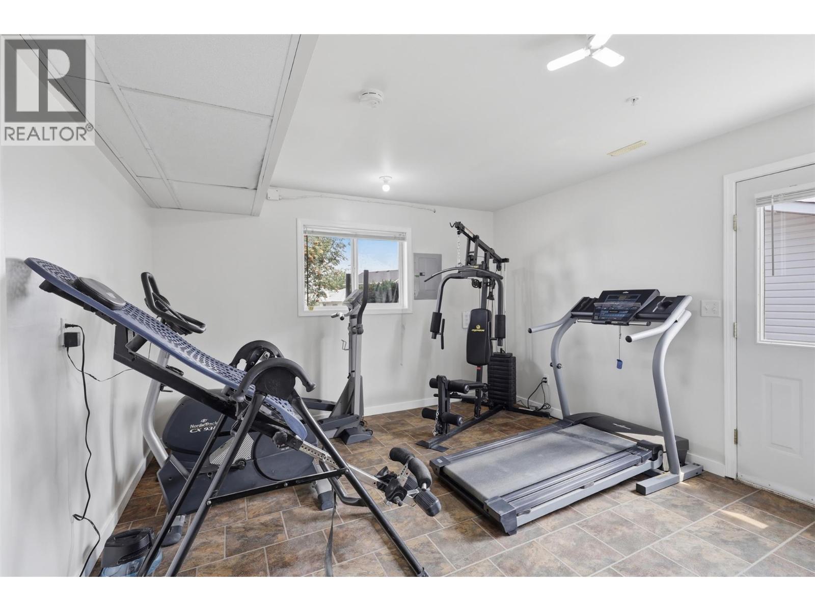 8857 Badger Drive, Kamloops, British Columbia  V2C 6V2 - Photo 24 - 10392958