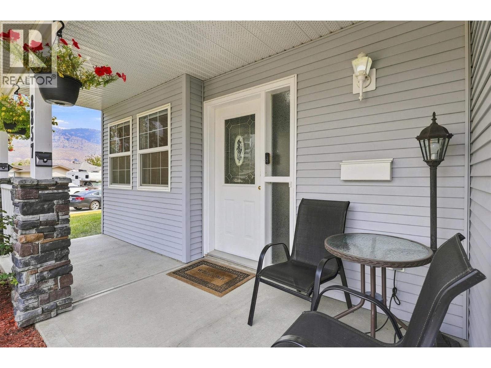 8857 Badger Drive, Kamloops, British Columbia  V2C 6V2 - Photo 5 - 10392958