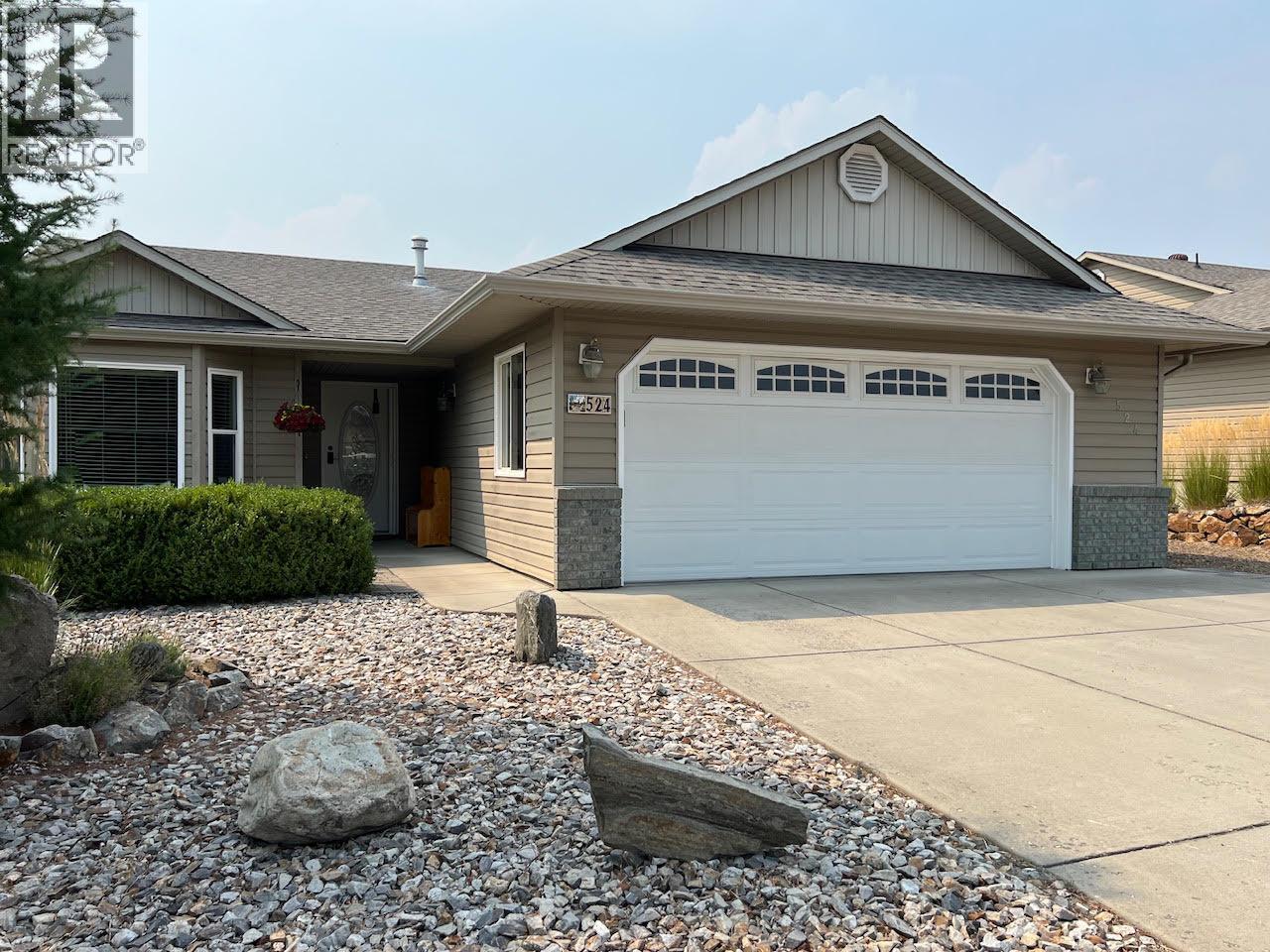 524 5 Th Street, Vernon, British Columbia  V1H 1Z1 - Photo 2 - 10397513