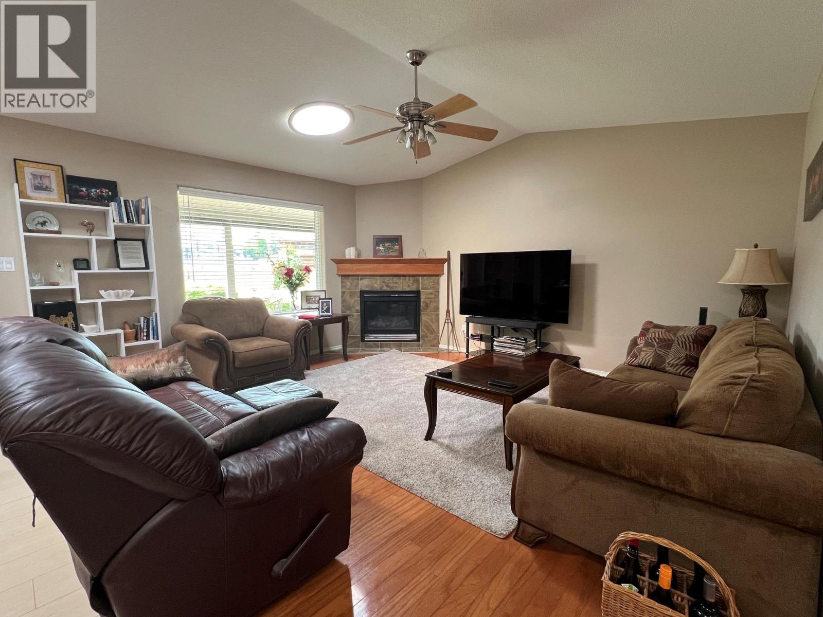 524 5 Th Street, Vernon, British Columbia  V1H 1Z1 - Photo 4 - 10397513