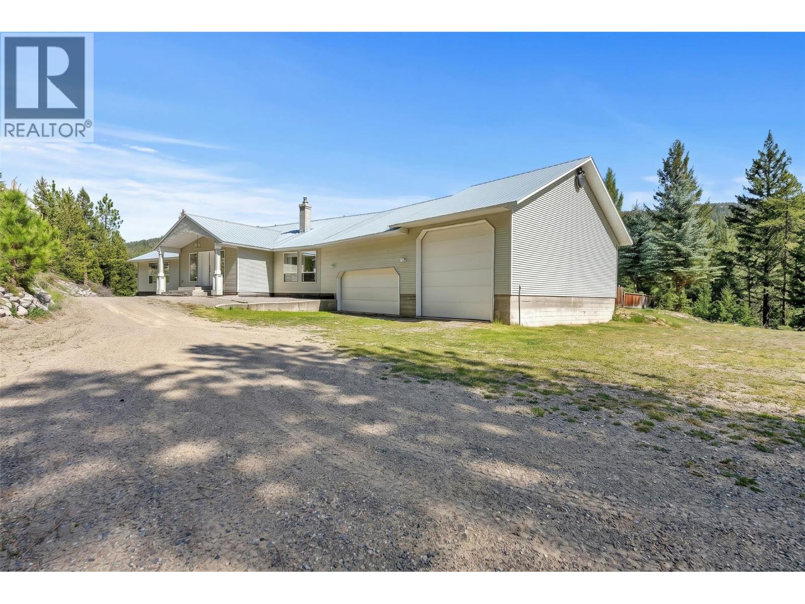 1698 Princeton Summerland Road, Princeton, British Columbia  V0X 1W0 - Photo 4 - 10397132