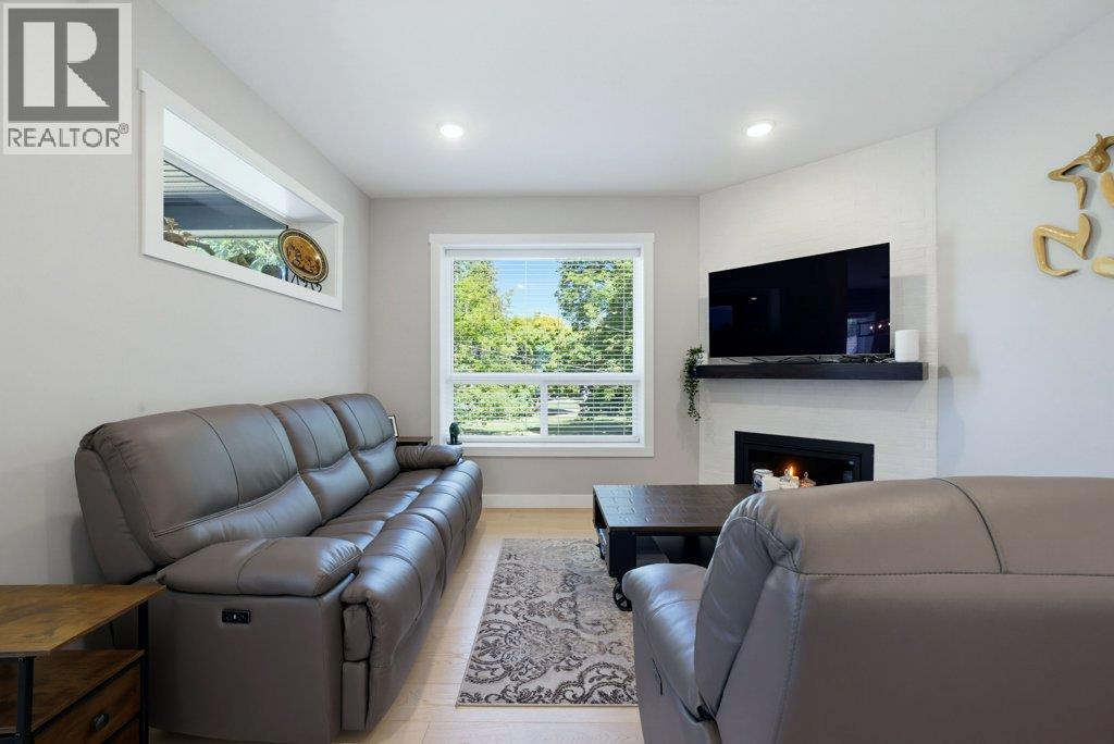 1840 10 Street Sw Unit# 1, Salmon Arm, British Columbia  V1E 0H2 - Photo 19 - 10397677