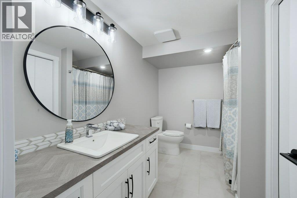 1840 10 Street Sw Unit# 1, Salmon Arm, British Columbia  V1E 0H2 - Photo 32 - 10397677