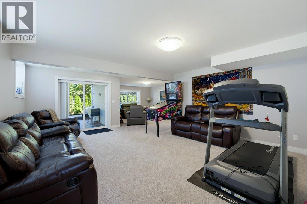 1840 10 Street Sw Unit# 1, Salmon Arm, British Columbia  V1E 0H2 - Photo 38 - 10397677