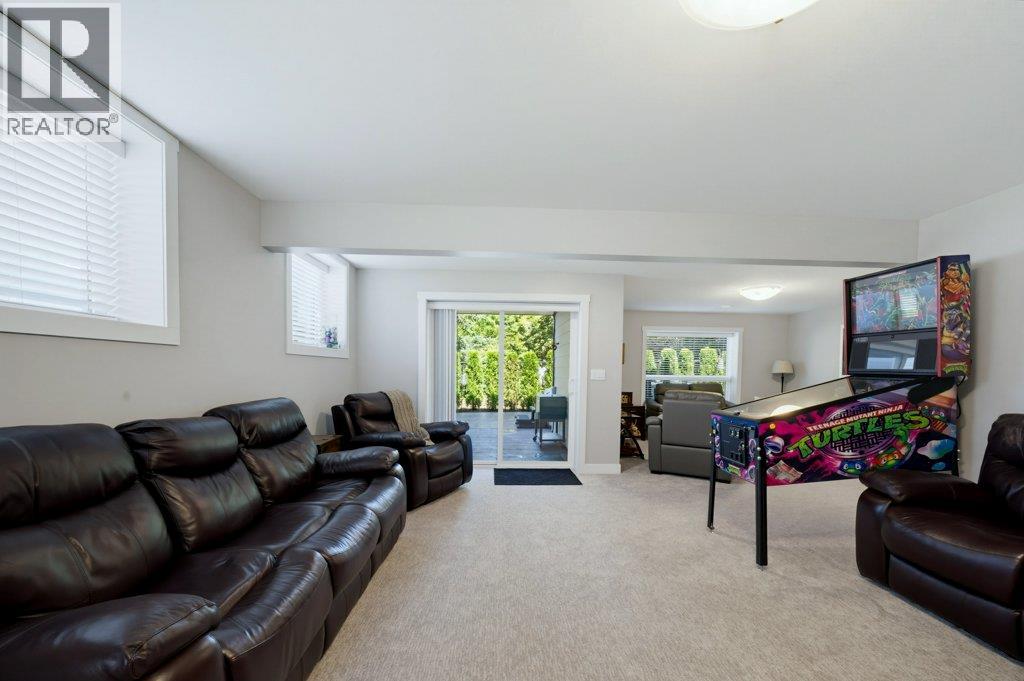 1840 10 Street Sw Unit# 1, Salmon Arm, British Columbia  V1E 0H2 - Photo 39 - 10397677