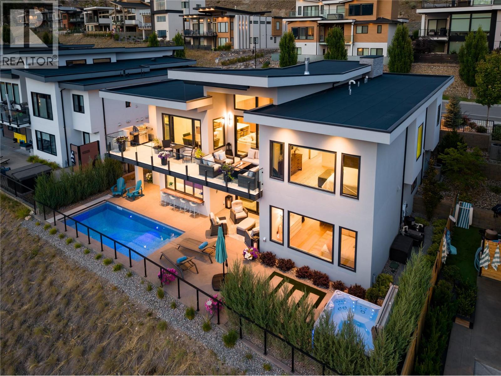 538 Clifton Court, Kelowna, British Columbia  V1V 0B7 - Photo 3 - 10395652