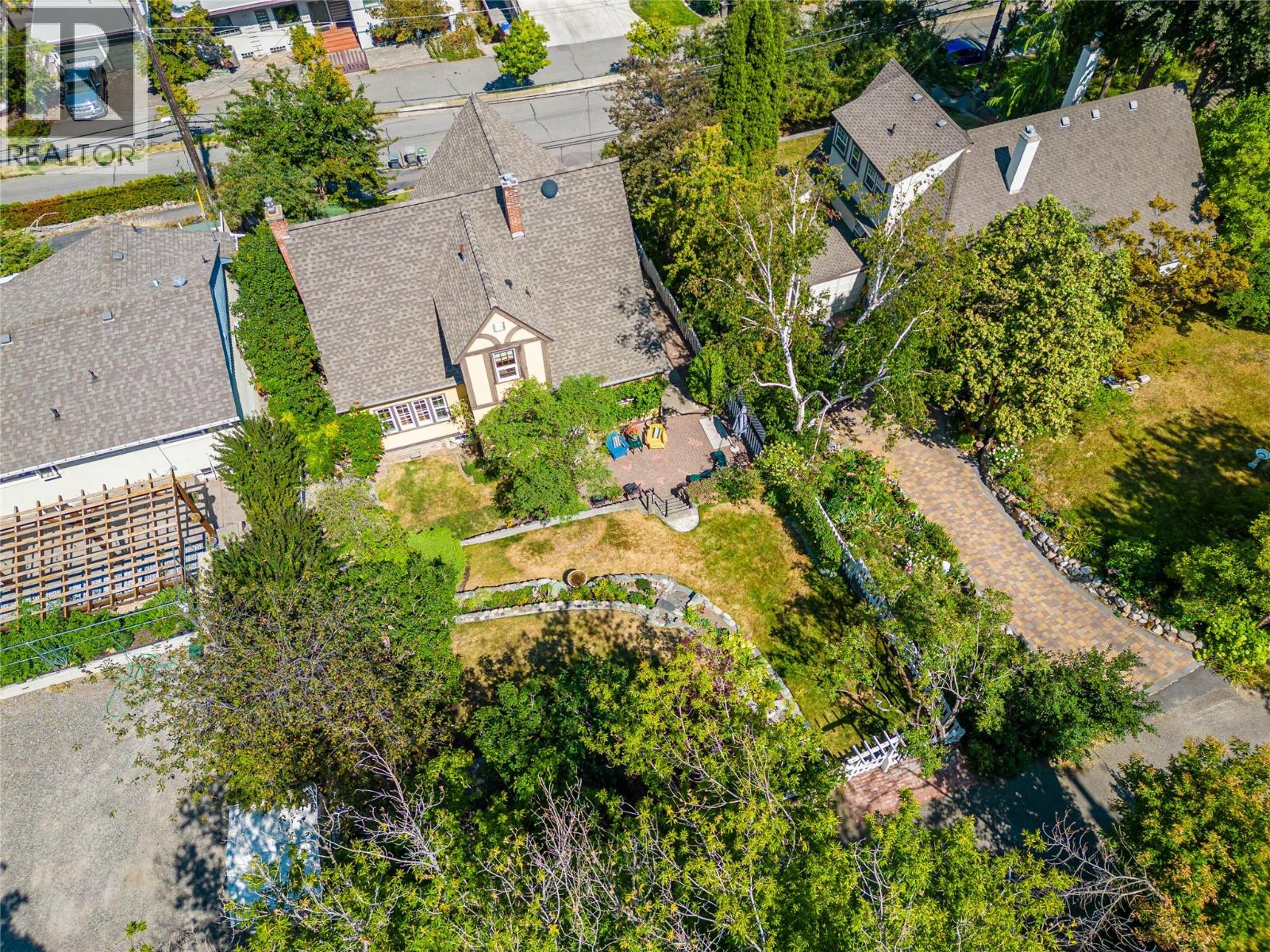 219 St Paul Street W, Kamloops, British Columbia  V2C 1G2 - Photo 57 - 10397581