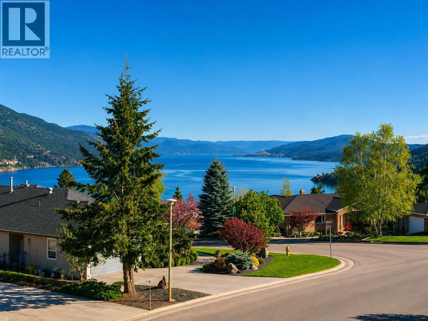 183 Magic Drive, Kelowna, British Columbia  V1V 1N2 - Photo 2 - 10396331