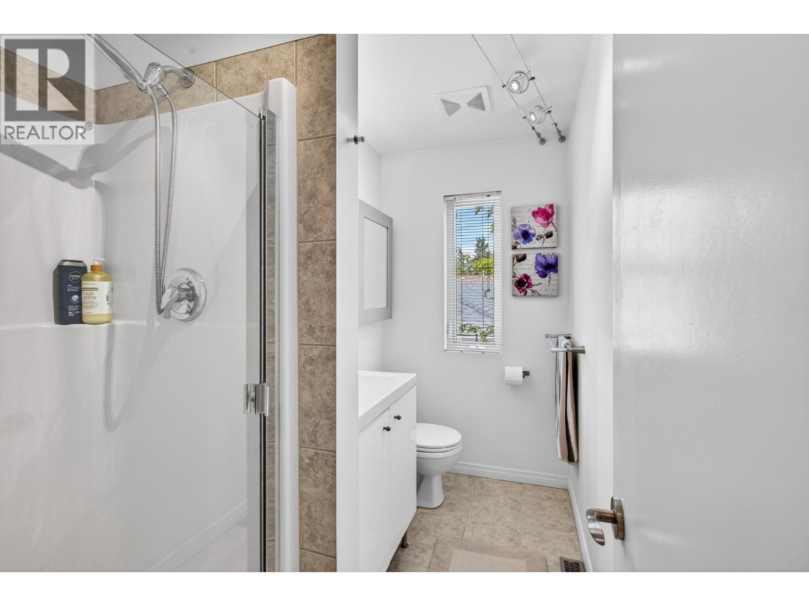 183 Magic Drive, Kelowna, British Columbia  V1V 1N2 - Photo 24 - 10396331