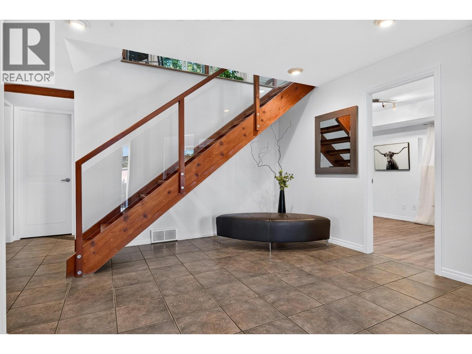 183 Magic Drive, Kelowna, British Columbia  V1V 1N2 - Photo 31 - 10396331
