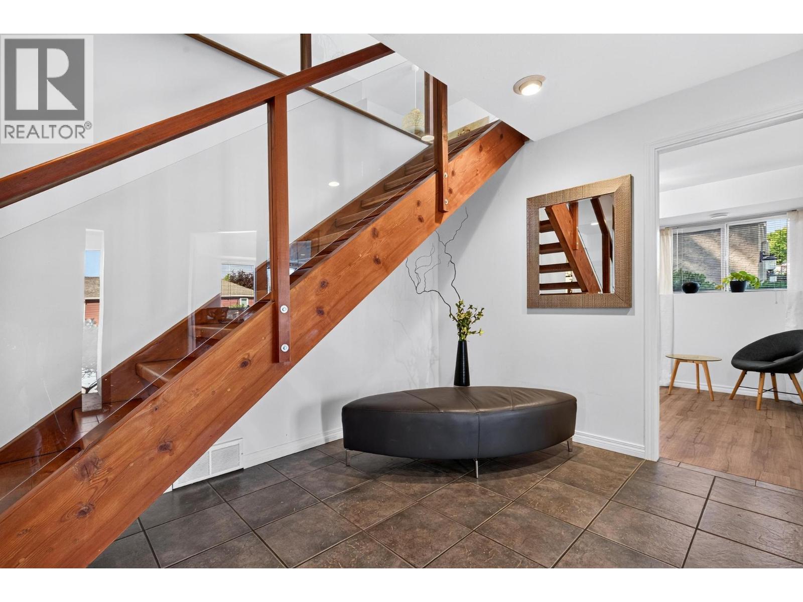 183 Magic Drive, Kelowna, British Columbia  V1V 1N2 - Photo 32 - 10396331