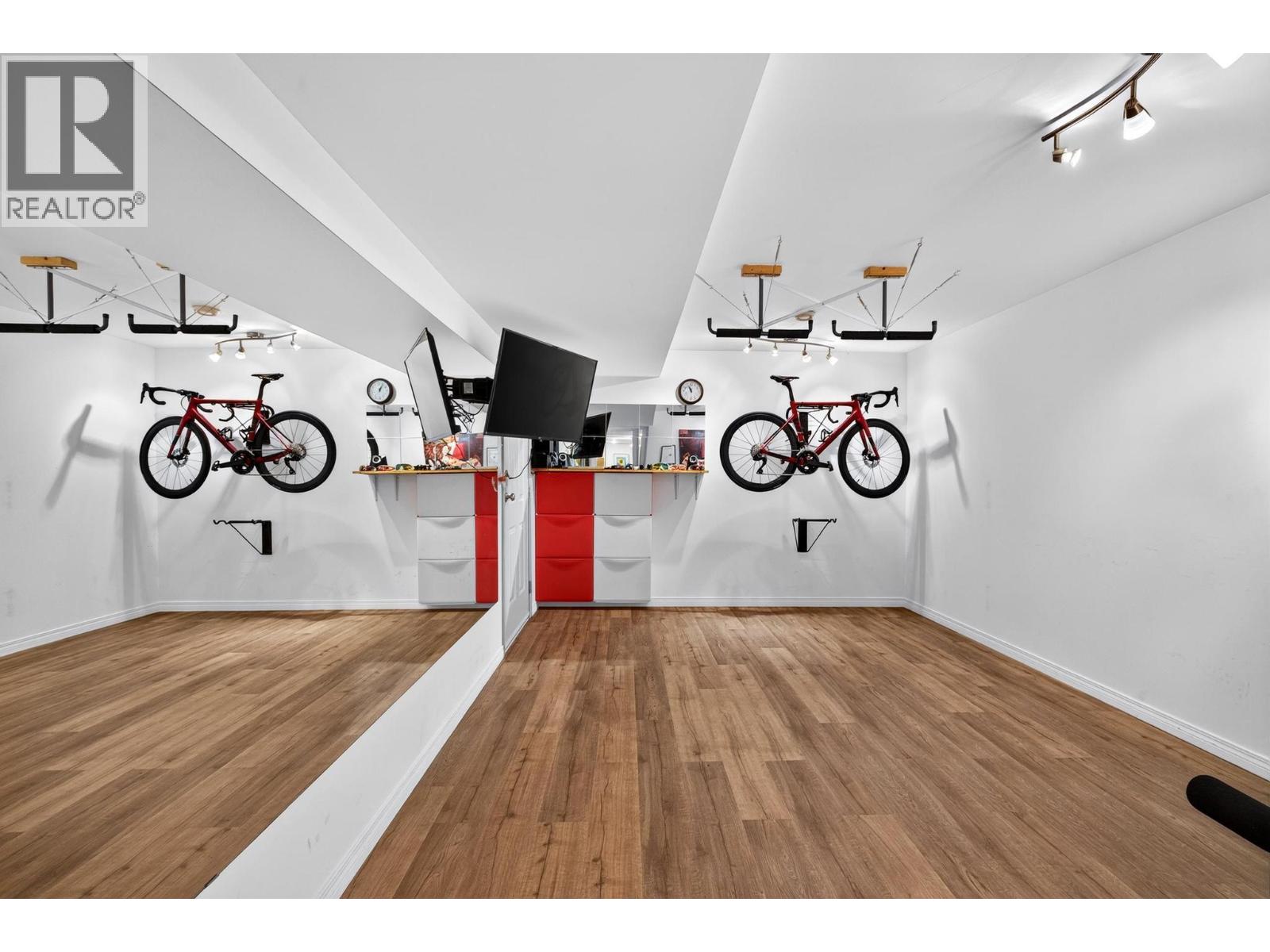183 Magic Drive, Kelowna, British Columbia  V1V 1N2 - Photo 39 - 10396331