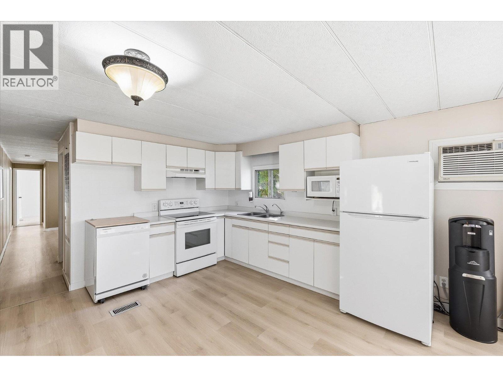 1929 Highway 97 S Unit# 87, West Kelowna, British Columbia  V1Z 2Z1 - Photo 10 - 10397777