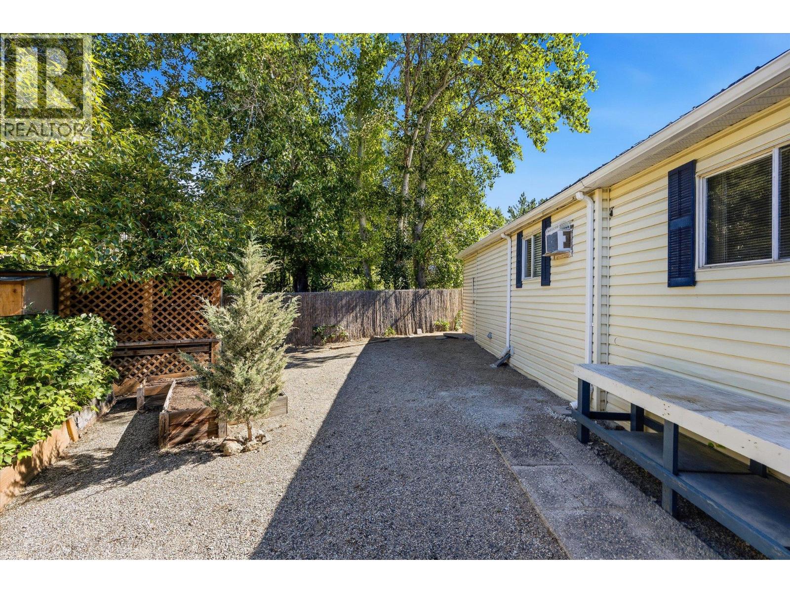 1929 Highway 97 S Unit# 87, West Kelowna, British Columbia  V1Z 2Z1 - Photo 37 - 10397777