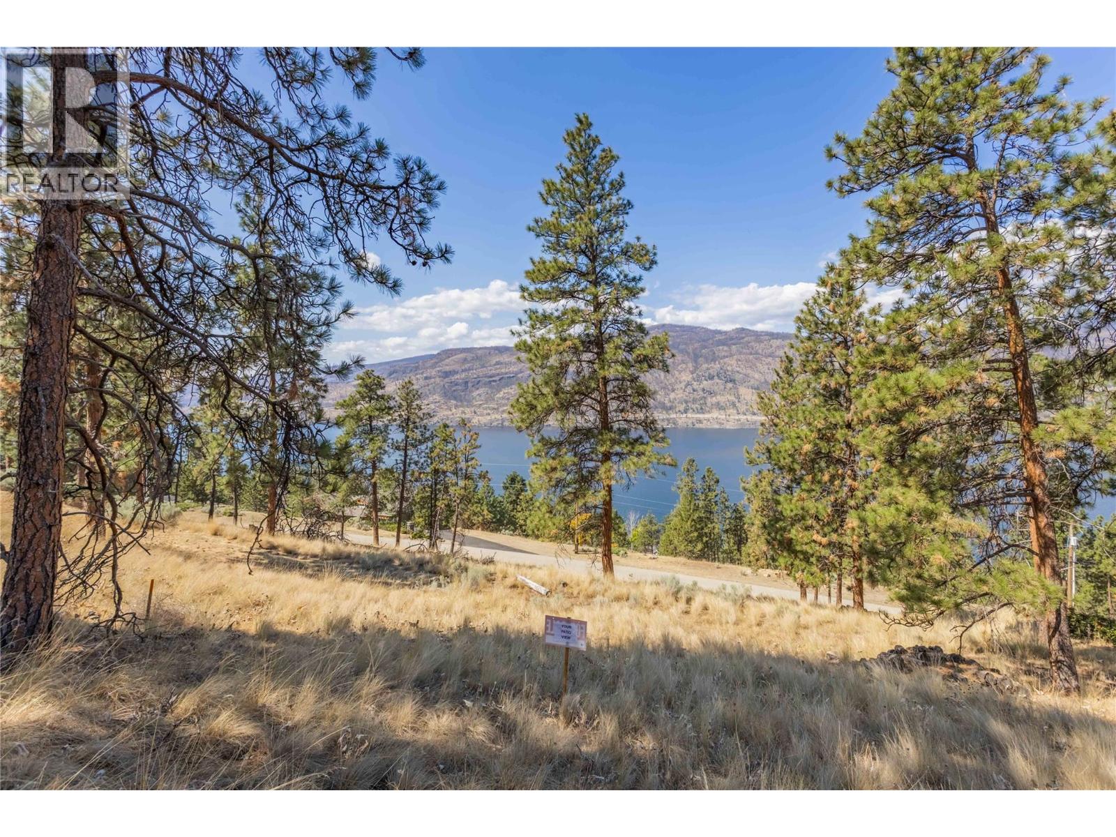 2393 Arthur Court, Kelowna, British Columbia  V1V 2S7 - Photo 2 - 10396685