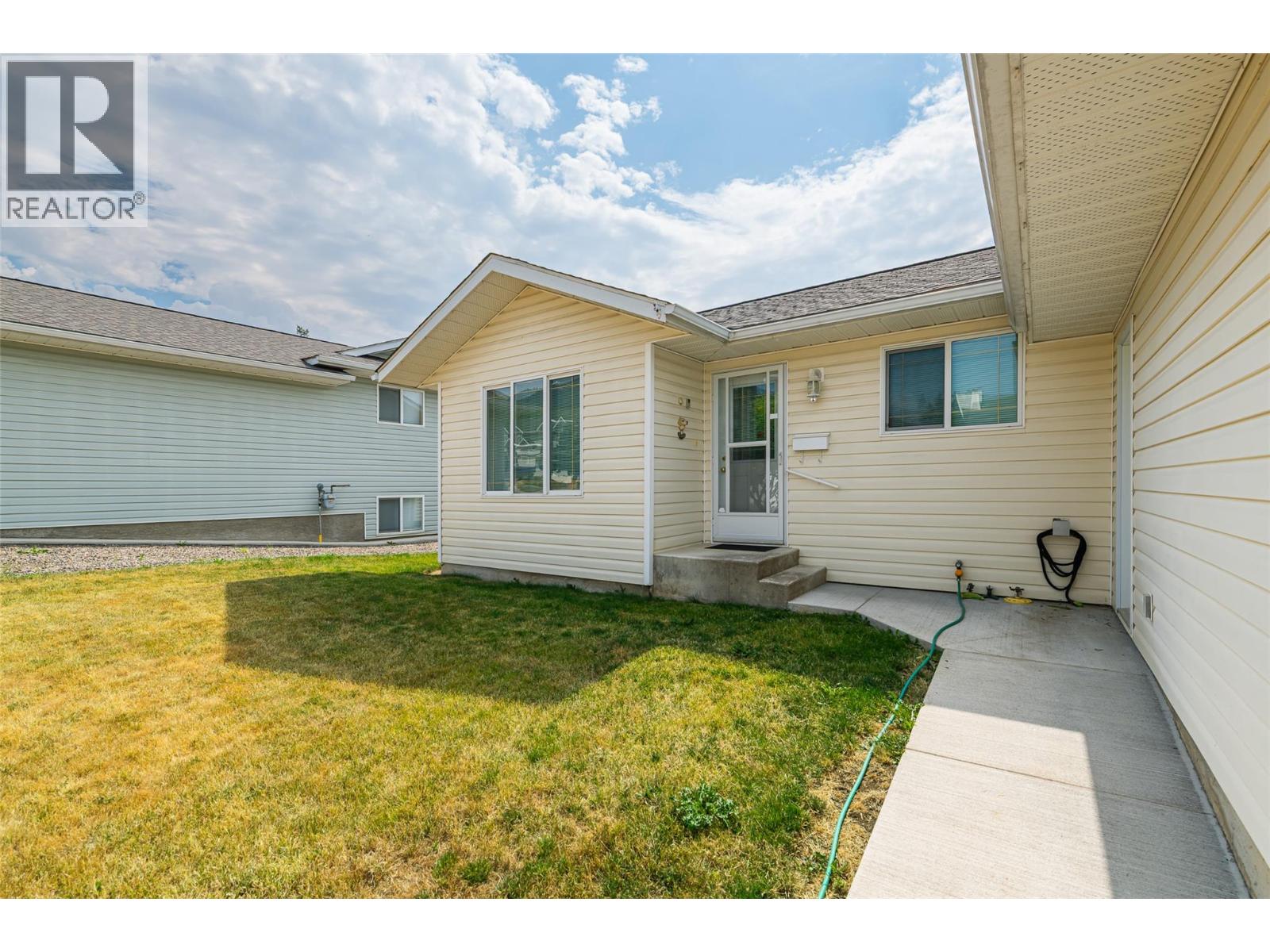 307 Dugan Street, Creston, British Columbia  V0B 1G3 - Photo 4 - 10397768