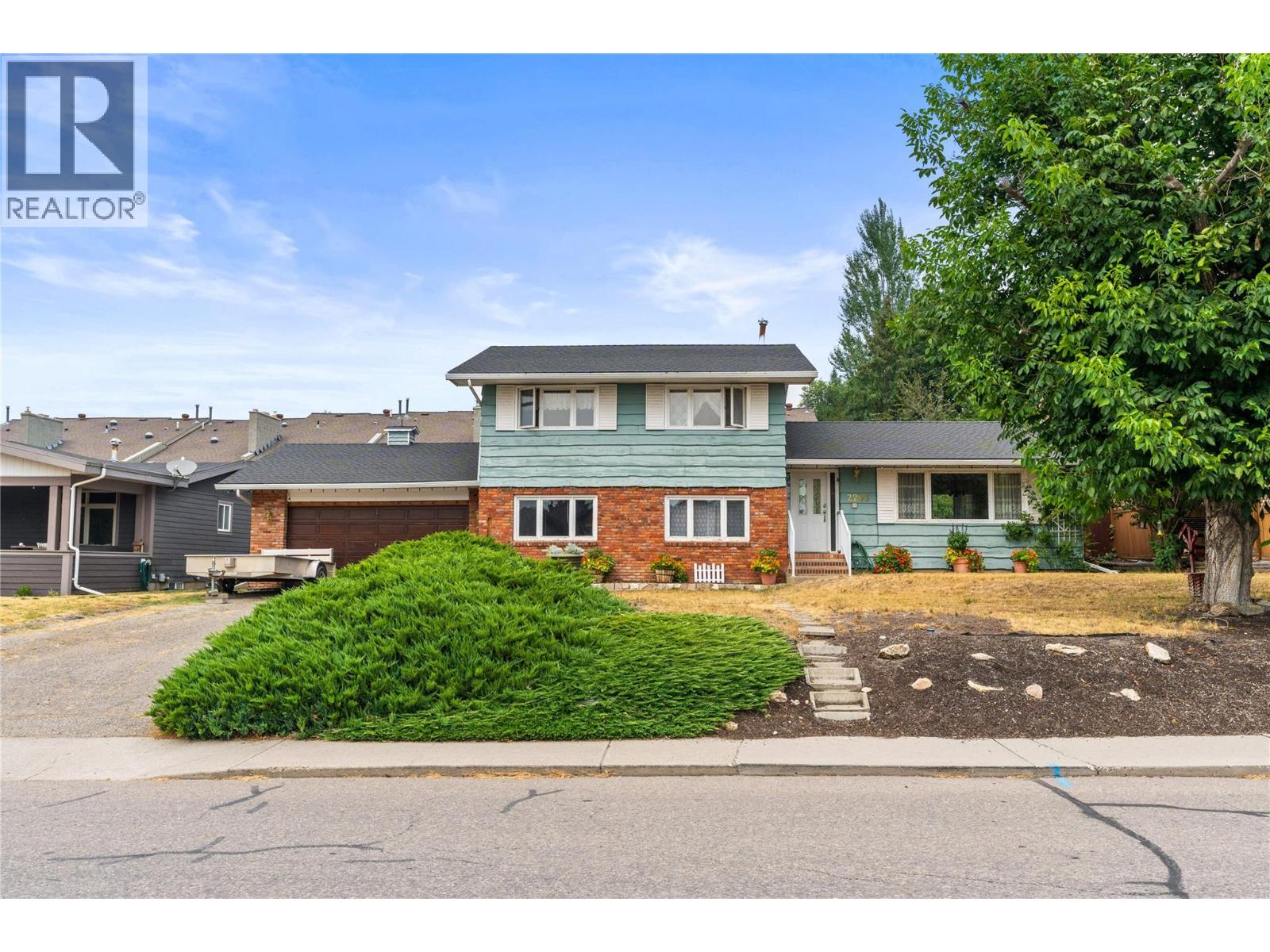 2203 23 Avenue, Vernon, British Columbia  V1T 1J6 - Photo 1 - 10397685
