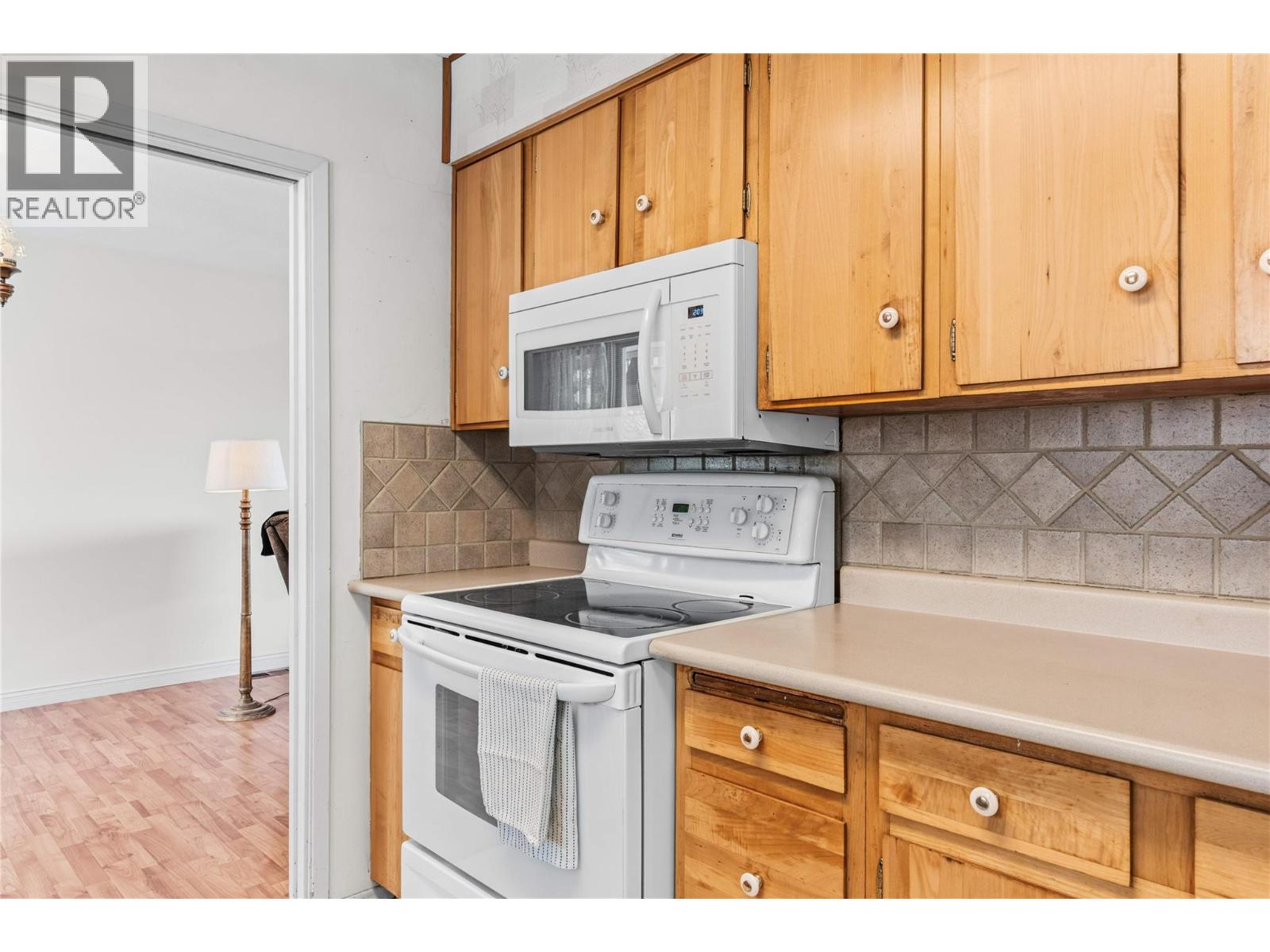 2203 23 Avenue, Vernon, British Columbia  V1T 1J6 - Photo 36 - 10397685