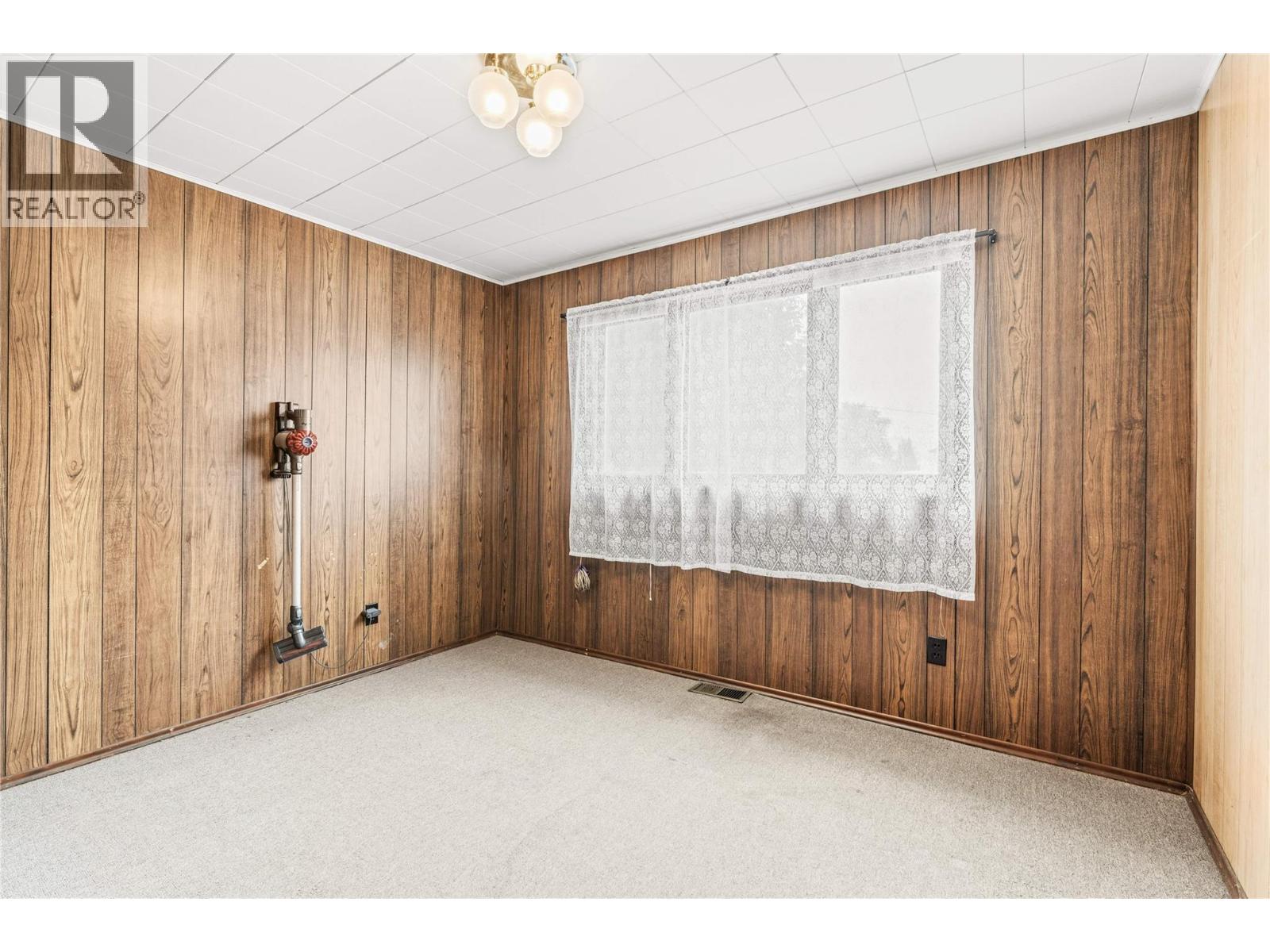 2203 23 Avenue, Vernon, British Columbia  V1T 1J6 - Photo 42 - 10397685