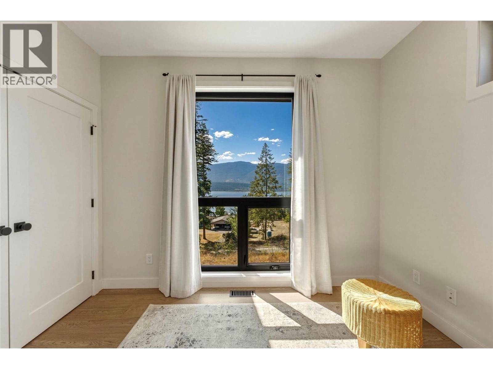 3820 20 Street Ne Unit# 8, Salmon Arm, British Columbia  V1E 0G7 - Photo 35 - 10397072