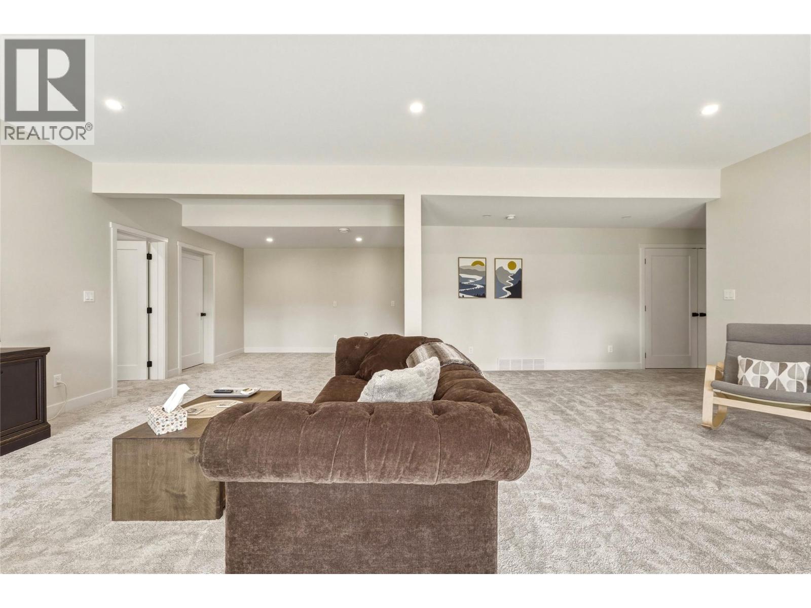 3820 20 Street Ne Unit# 8, Salmon Arm, British Columbia  V1E 0G7 - Photo 44 - 10397072