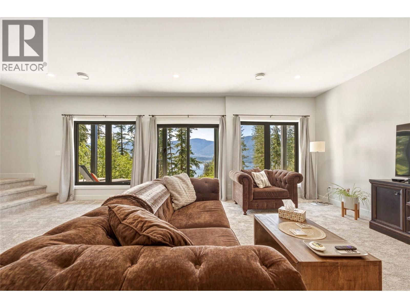 3820 20 Street Ne Unit# 8, Salmon Arm, British Columbia  V1E 0G7 - Photo 45 - 10397072