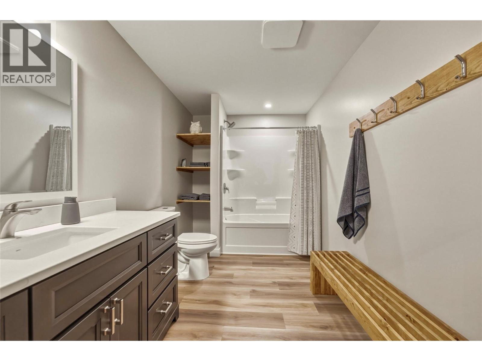 3820 20 Street Ne Unit# 8, Salmon Arm, British Columbia  V1E 0G7 - Photo 52 - 10397072